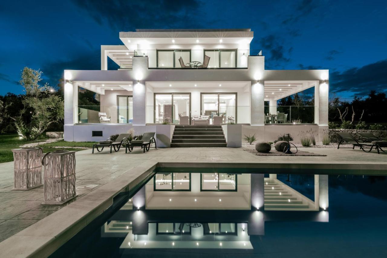Valentino Luxury Villa Plános 외부 사진