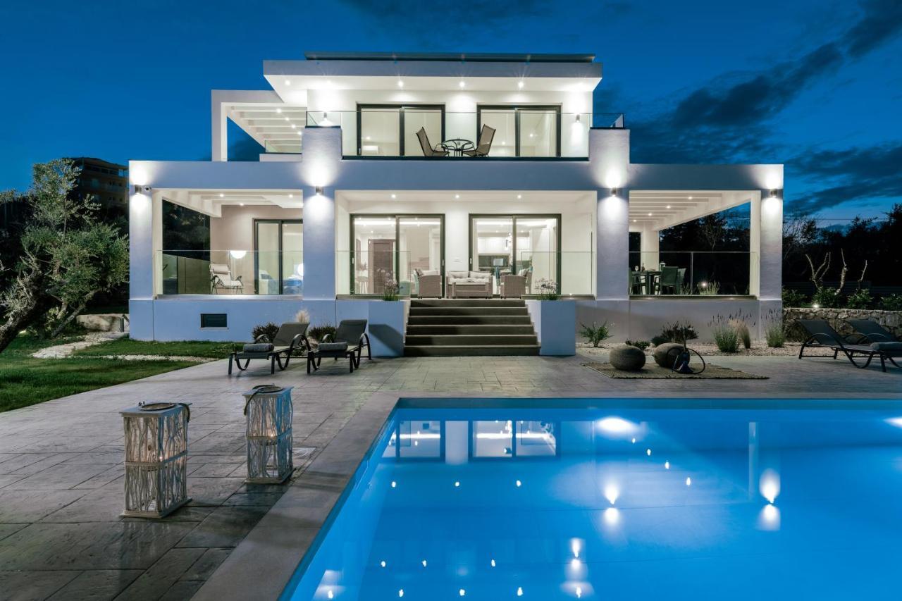 Valentino Luxury Villa Plános 외부 사진